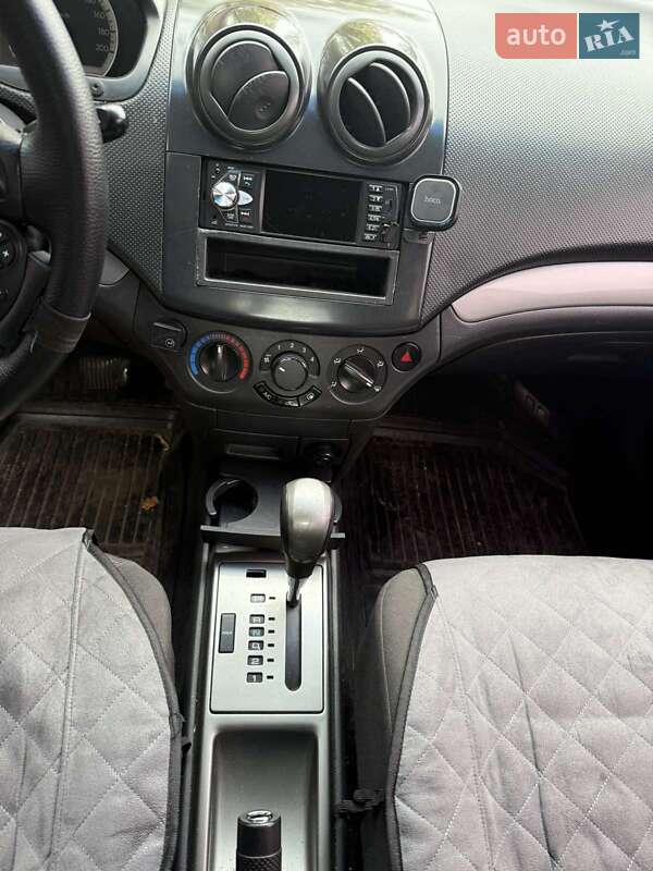 Седан Chevrolet Aveo 2007 в Днепре