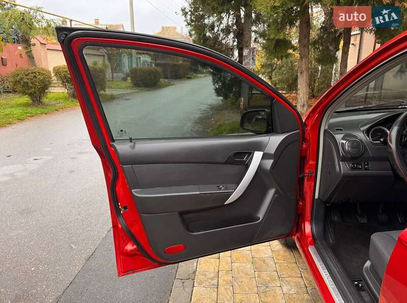 Седан Chevrolet Aveo 2006 в Одессе