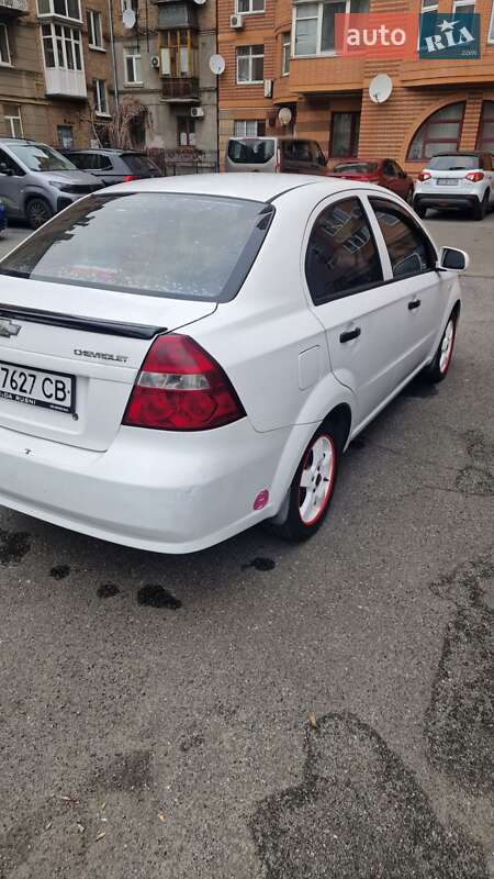 Седан Chevrolet Aveo 2006 в Києві фото 16 Седан Chevrolet Aveo 2006 в Києві