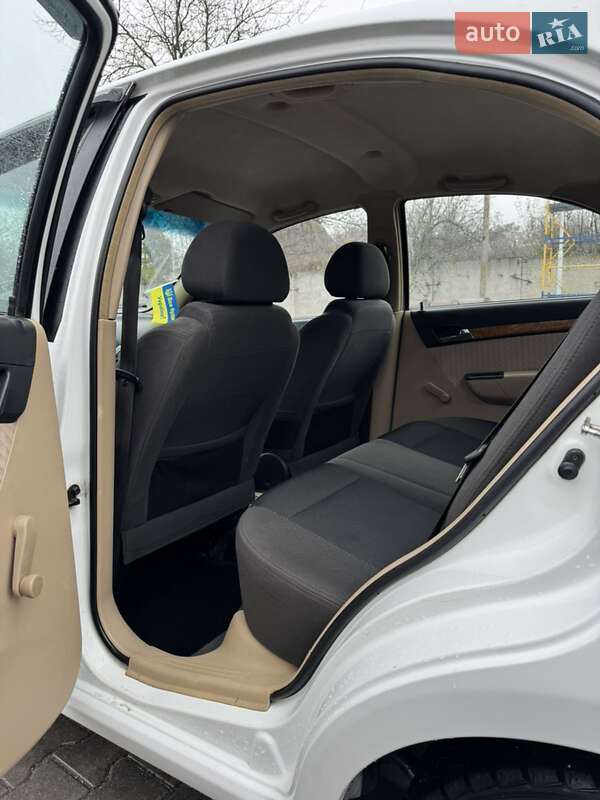 Седан Chevrolet Aveo 2008 в Вінниці фото 10 Седан Chevrolet Aveo 2008 в Вінниці