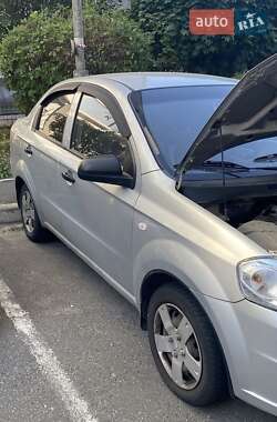 Седан Chevrolet Aveo 2008 в Києві