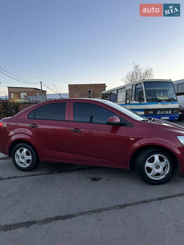 Седан Chevrolet Aveo 2014 в Шептицькому фото 4 Седан Chevrolet Aveo 2014 в Шептицькому