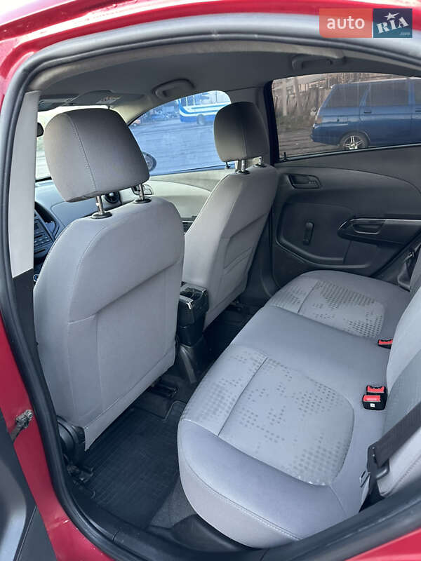 Седан Chevrolet Aveo 2014 в Шептицькому фото 10 Седан Chevrolet Aveo 2014 в Шептицькому