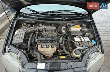 Хэтчбек Chevrolet Aveo 2007 в Малине