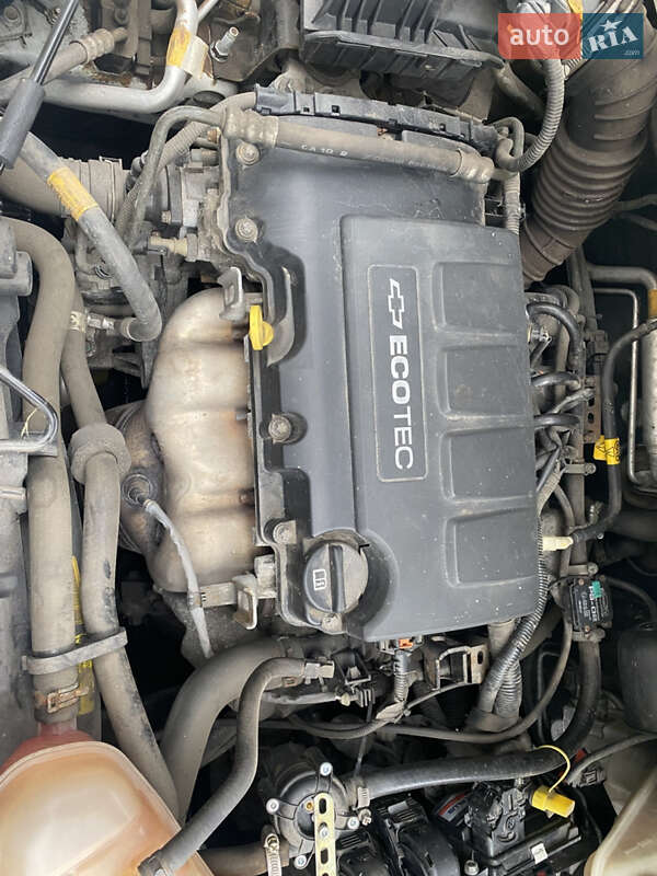 Седан Chevrolet Aveo 2014 в Дніпрі