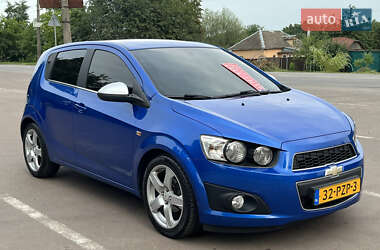 Хетчбек Chevrolet Aveo 2012 в Києві