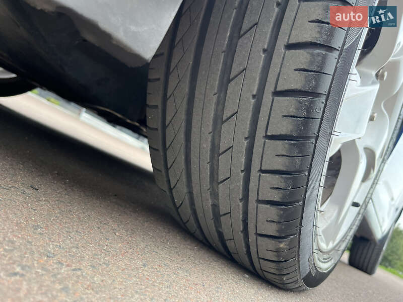 Хэтчбек Chevrolet Aveo 2012 в Киеве