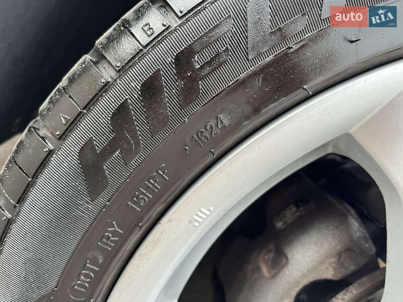 Хэтчбек Chevrolet Aveo 2012 в Киеве