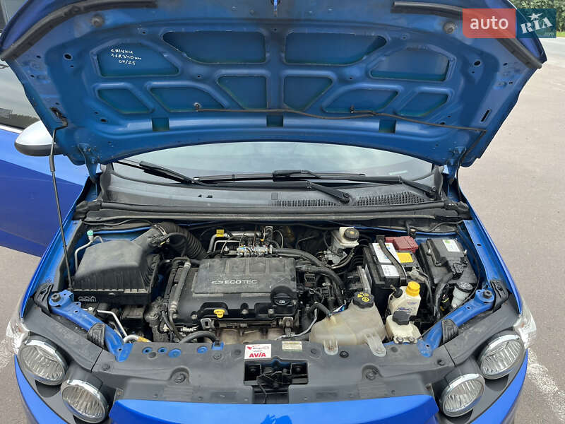 Хэтчбек Chevrolet Aveo 2012 в Киеве