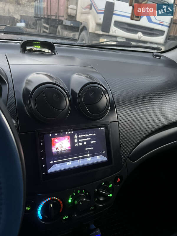 Седан Chevrolet Aveo 2008 в Миколаєві