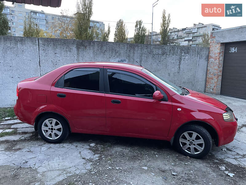 Седан Chevrolet Aveo 2006 в Киеве фото 5 Седан Chevrolet Aveo 2006 в Киеве