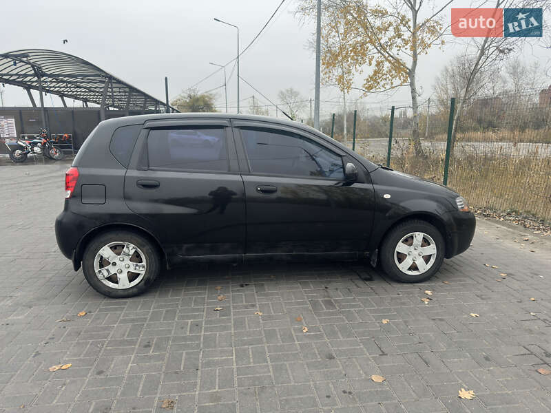 Хэтчбек Chevrolet Aveo 2006 в Днепре фото 8 Хэтчбек Chevrolet Aveo 2006 в Днепре