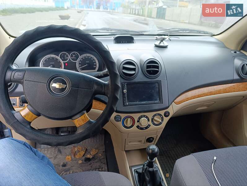 Седан Chevrolet Aveo 2008 в Першотравенске