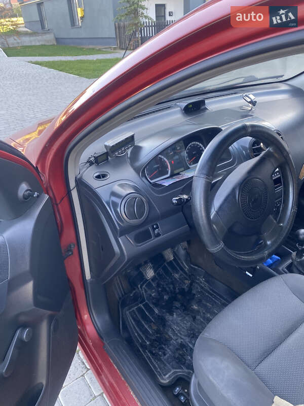 Седан Chevrolet Aveo 2008 в Чорткове