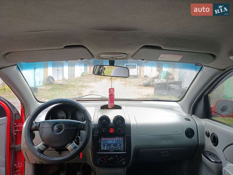 Седан Chevrolet Aveo 2004 в Житомире