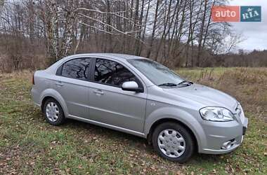Седан Chevrolet Aveo 2008 в Валках