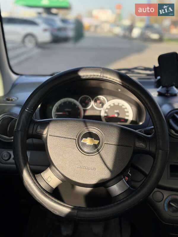 Седан Chevrolet Aveo 2008 в Киеве фото 8 Седан Chevrolet Aveo 2008 в Киеве