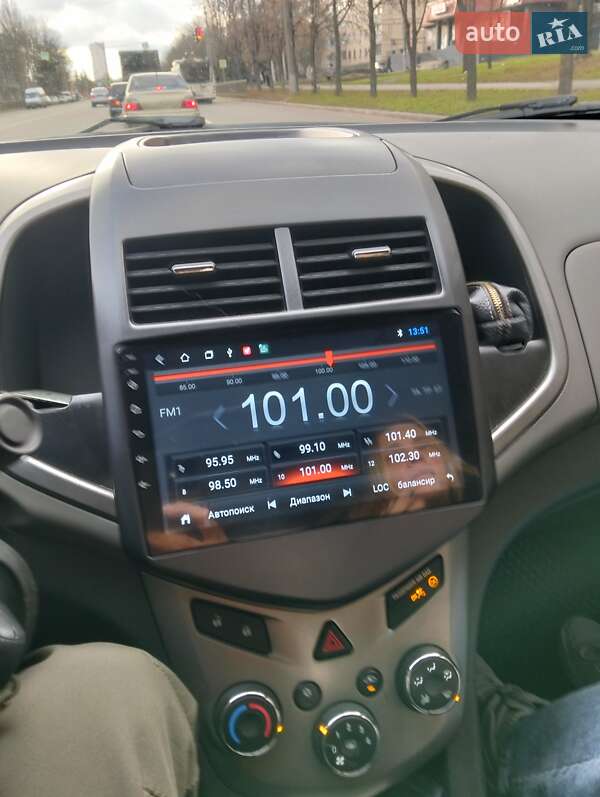 Седан Chevrolet Aveo 2013 в Кривом Роге