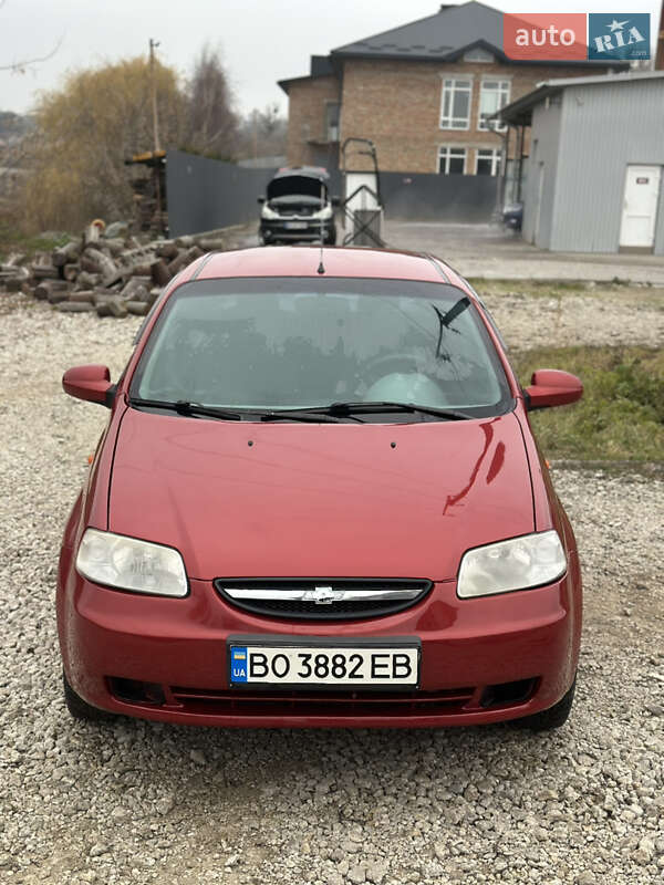 Седан Chevrolet Aveo 2005 в Тернополі