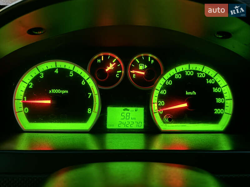 Седан Chevrolet Aveo 2006 в Львове