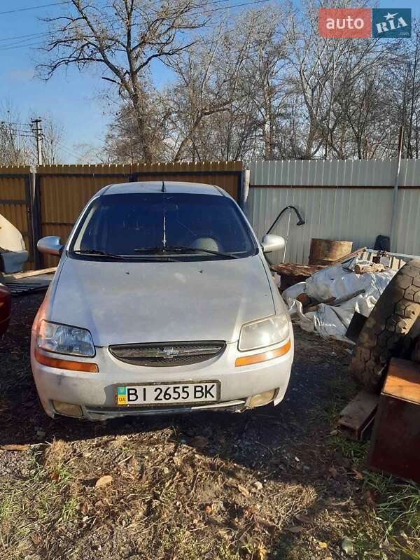Седан Chevrolet Aveo 2005 в Полтаве