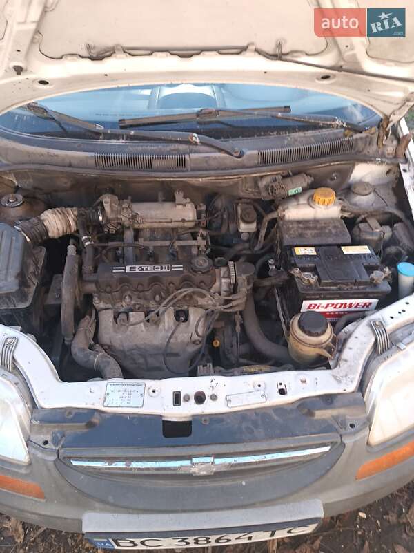 Седан Chevrolet Aveo 2005 в Рогатині