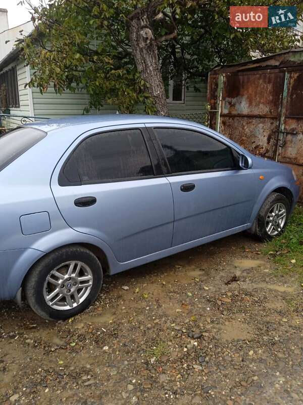 Седан Chevrolet Aveo 2005 в Черновцах фото Седан Chevrolet Aveo 2005 в Черновцах