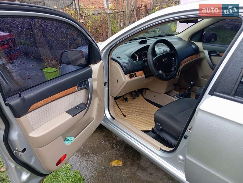 Седан Chevrolet Aveo 2008 в Стрые
