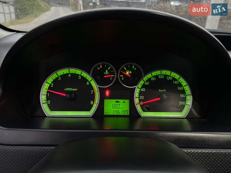 Седан Chevrolet Aveo 2010 в Львове