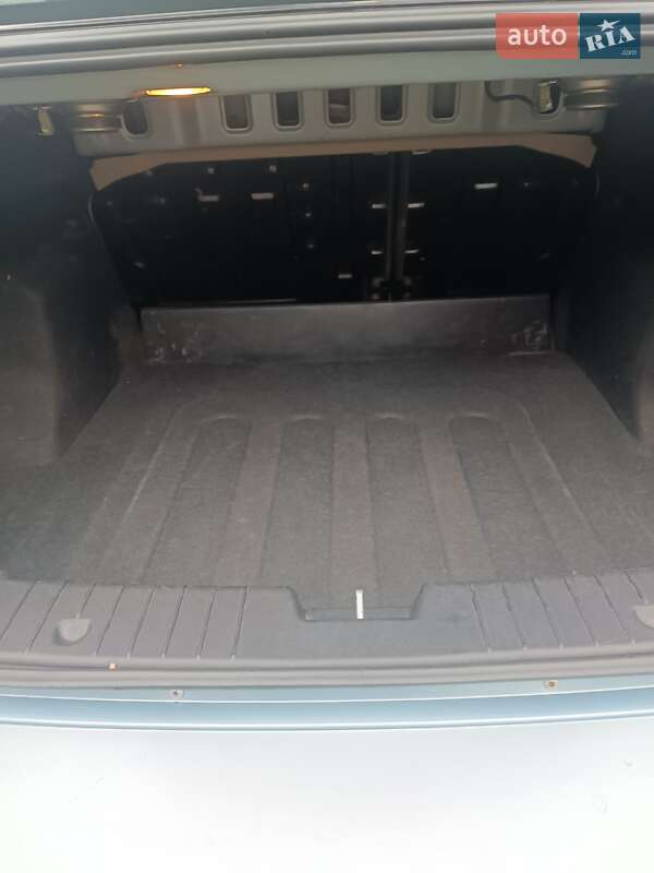 Седан Chevrolet Aveo 2008 в Звягеле