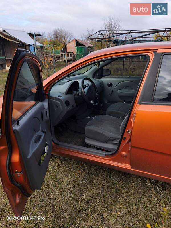 Седан Chevrolet Aveo 2005 в Павлограде