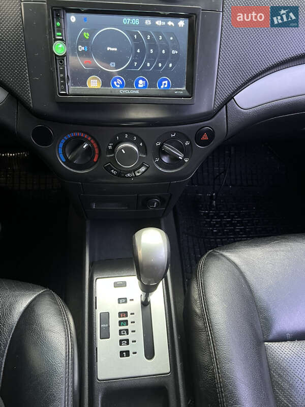 Седан Chevrolet Aveo 2008 в Хмельницком