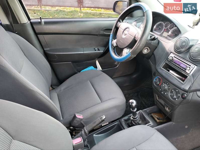 Седан Chevrolet Aveo 2007 в Николаеве