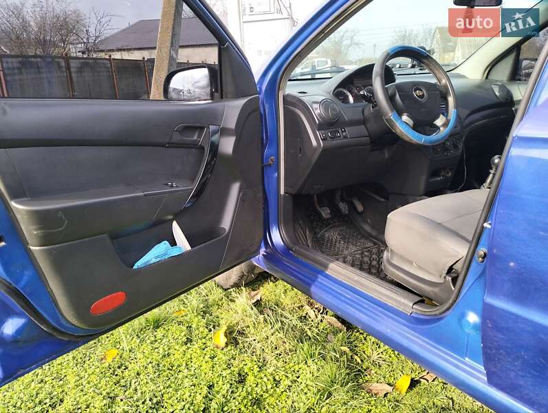 Седан Chevrolet Aveo 2007 в Николаеве