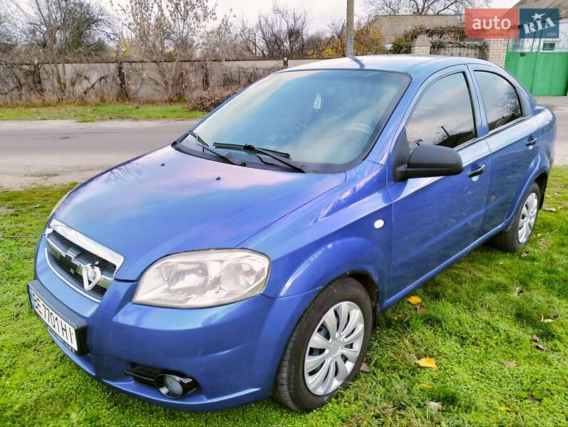 Седан Chevrolet Aveo 2007 в Николаеве