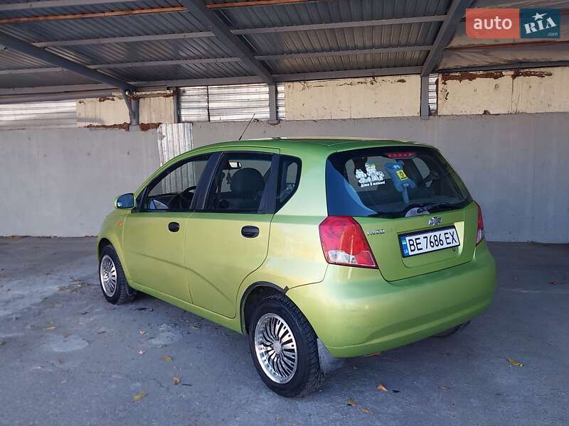 Хэтчбек Chevrolet Aveo 2005 в Николаеве