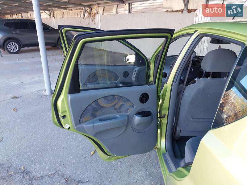 Хэтчбек Chevrolet Aveo 2005 в Николаеве