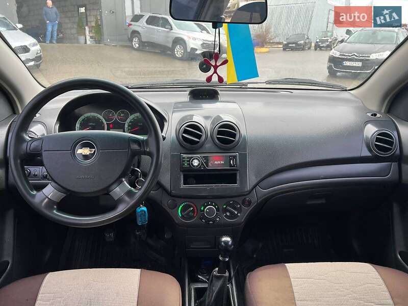 Седан Chevrolet Aveo 2006 в Львове