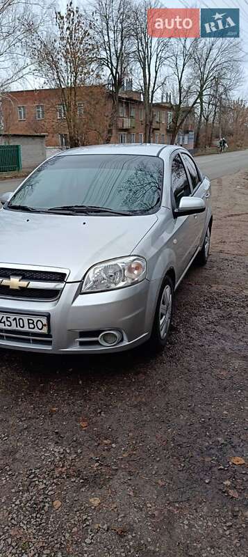 Седан Chevrolet Aveo 2008 в Шостке