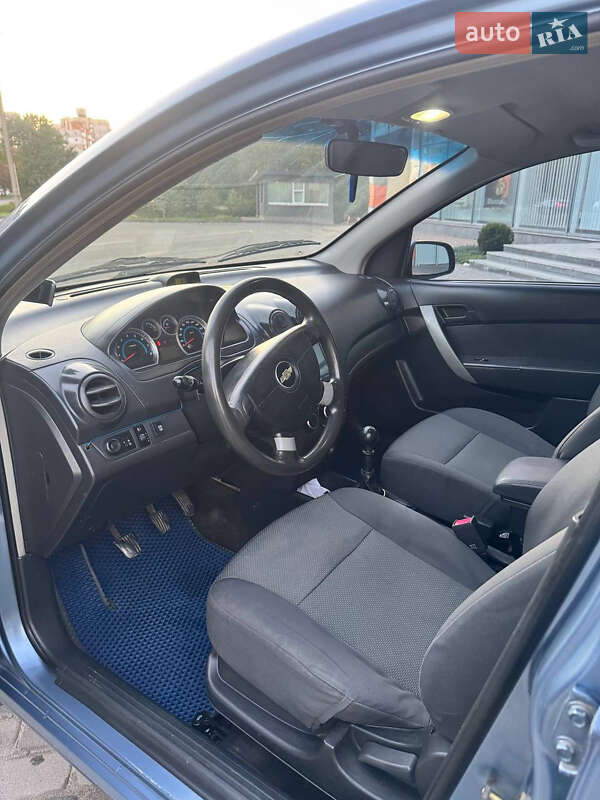 Седан Chevrolet Aveo 2006 в Хмельницком