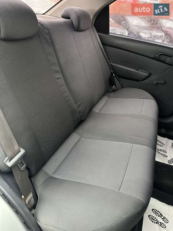 Седан Chevrolet Aveo 2010 в Смеле фото 9 Седан Chevrolet Aveo 2010 в Смеле