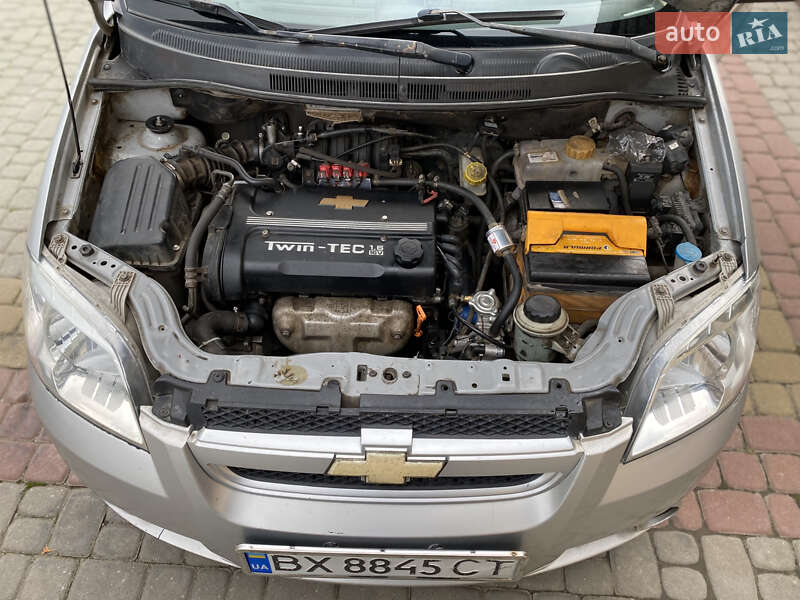Седан Chevrolet Aveo 2007 в Дунаевцах