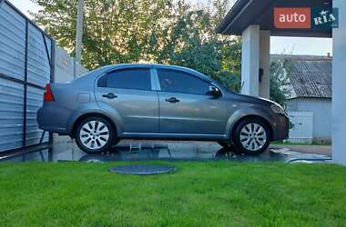 Седан Chevrolet Aveo 2007 в Черняхове