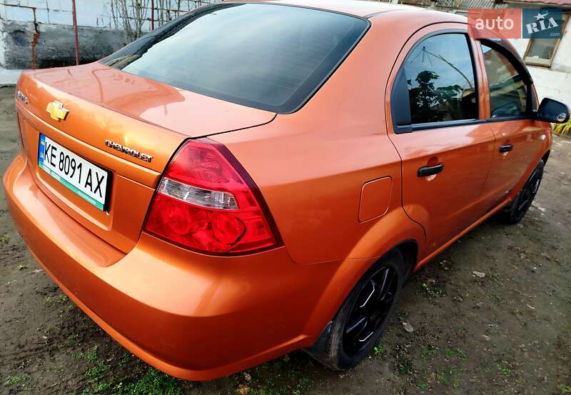 Седан Chevrolet Aveo 2006 в Днепре