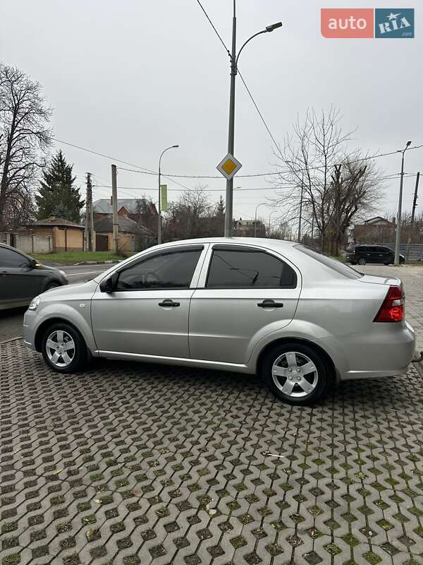 Седан Chevrolet Aveo 2008 в Харкові