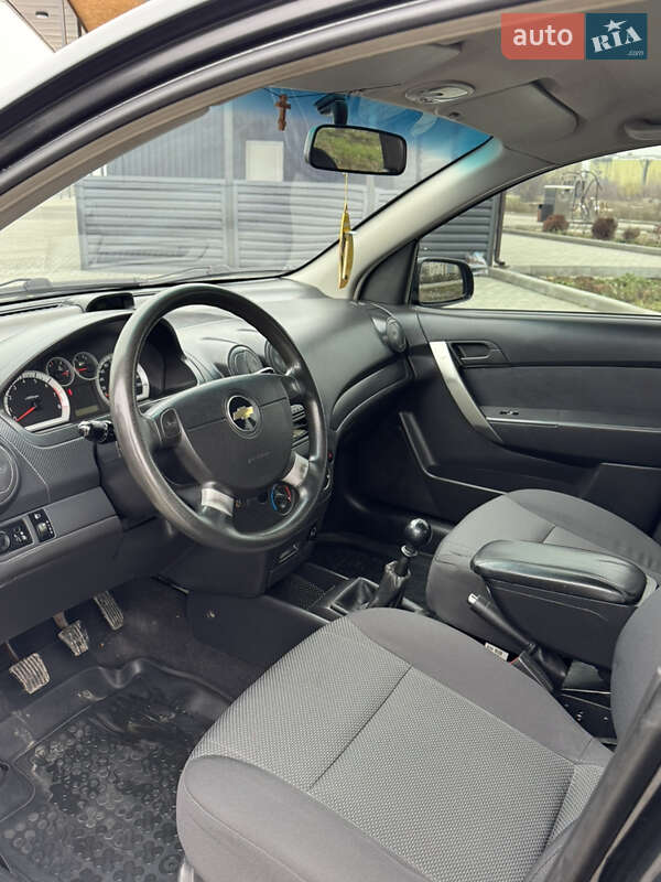 Седан Chevrolet Aveo 2006 в Врадиевке