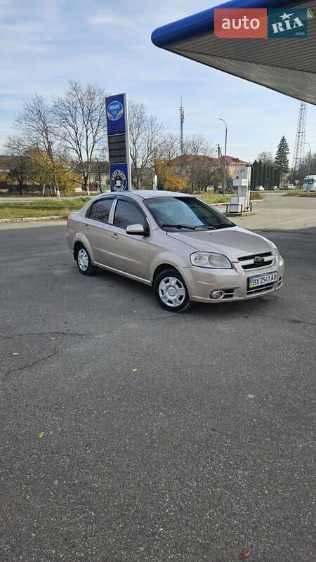 Седан Chevrolet Aveo 2007 в Чемеровцах