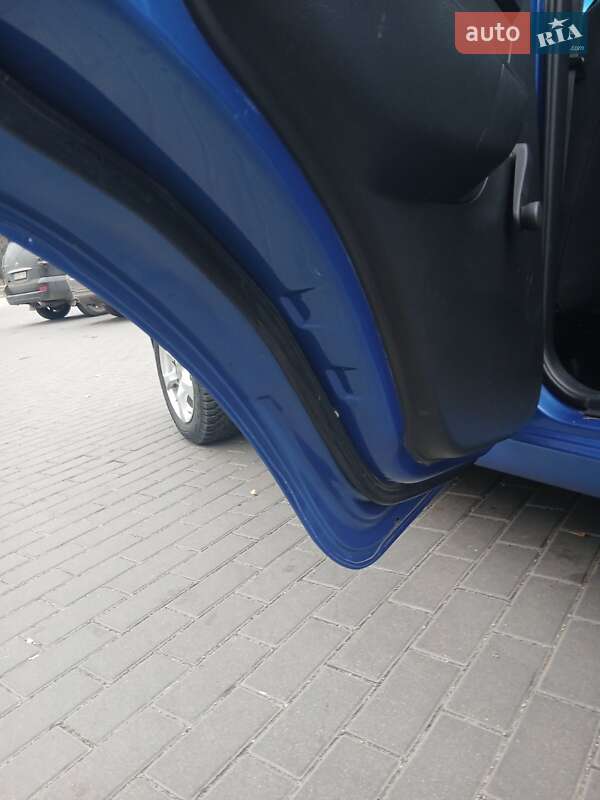 Хетчбек Chevrolet Aveo 2008 в Дніпрі