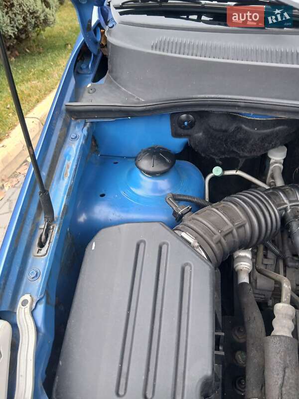 Хетчбек Chevrolet Aveo 2008 в Дніпрі