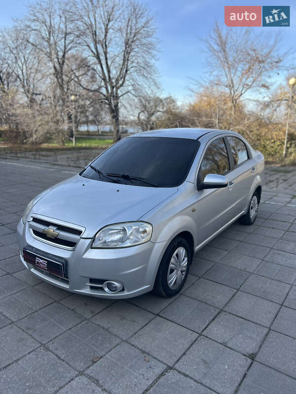 Седан Chevrolet Aveo 2007 в Запорожье
